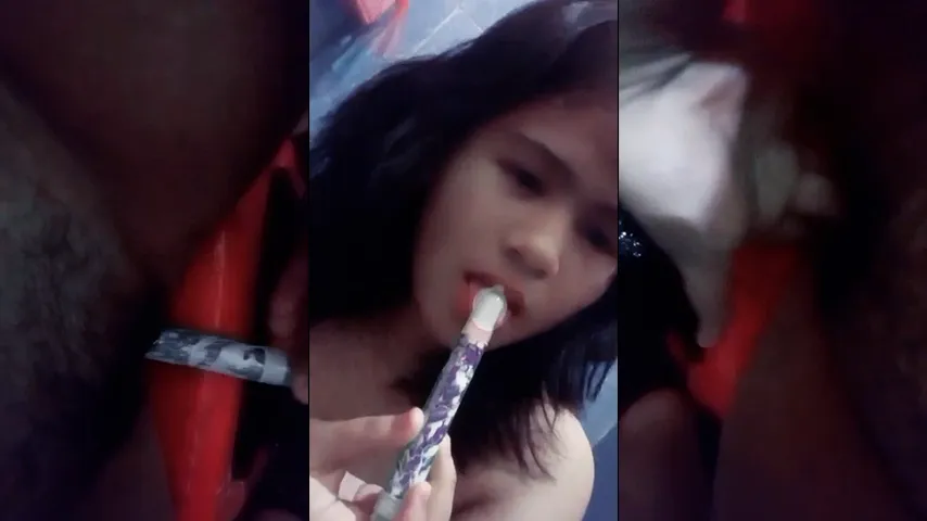 Bocil Elsa Fitriani Colmek Pake Pulpen