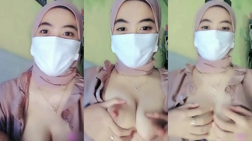 Host Berjilbab Remas Tetek MangoLive