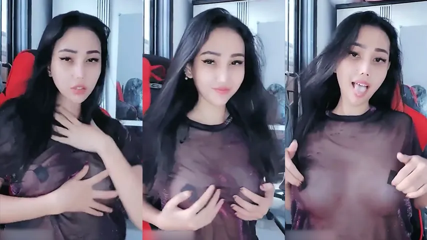 Kak Chikita Busana Tembus Pandang