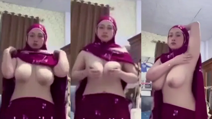 Tante Masih Pake Mukena Mainin Susu