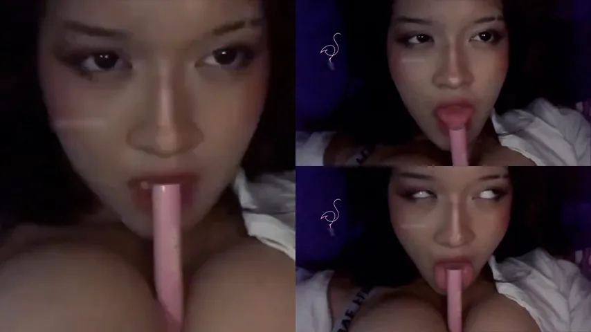 Cewek Tobrut Sangean Pengen Nyepong